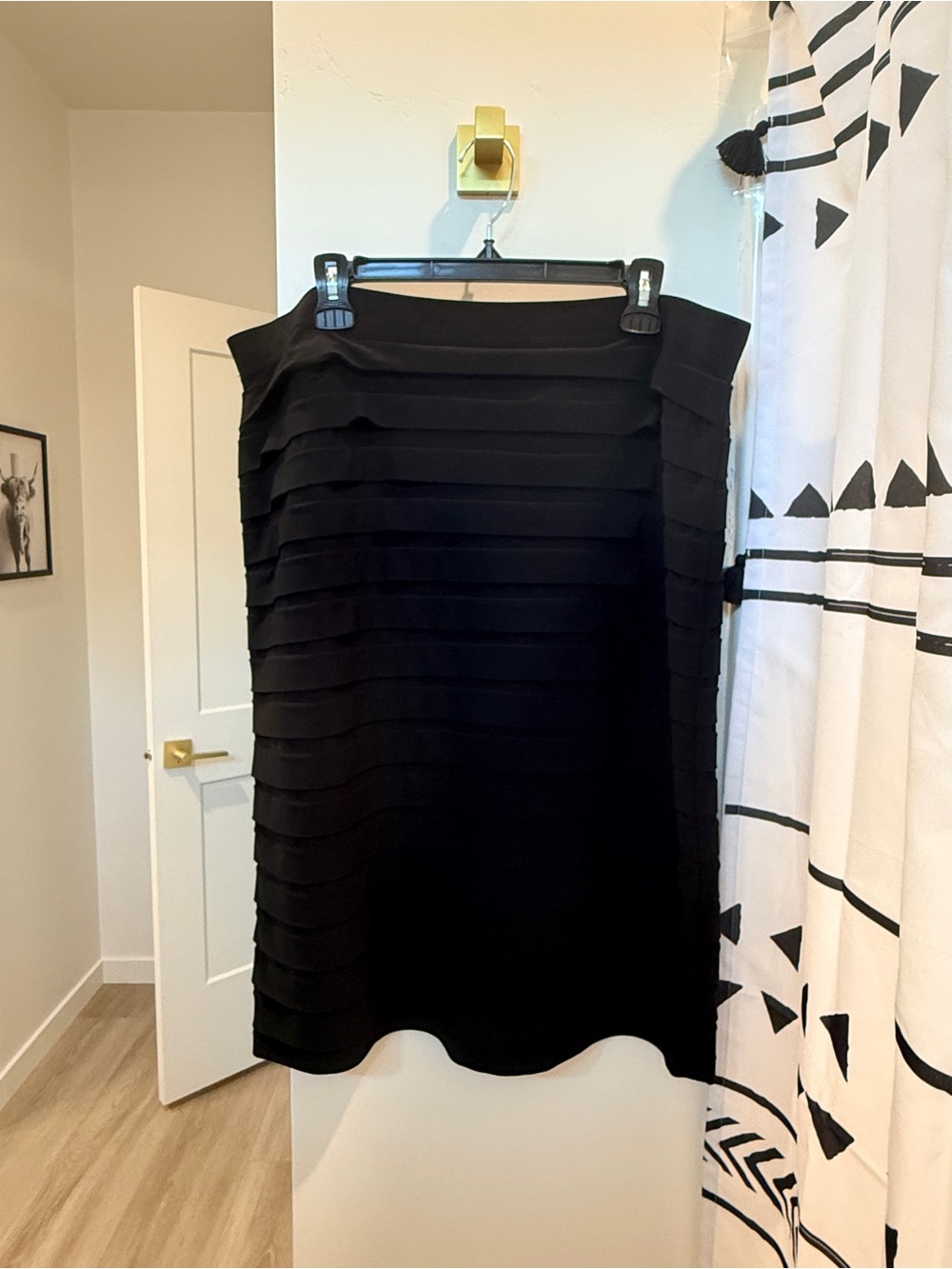 Roz & Ali 2x Classic Black Tiered Skirt - Women's